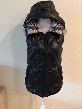 Lululemon The Fluffiest Vest reversible snake print size S